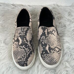A NEW DAY Faux Snakeskin Print Slip-On Loafer Sneakers Size 7
